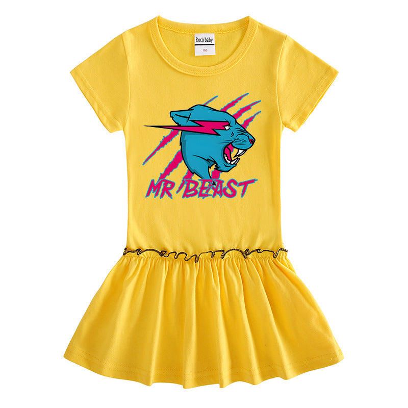 Children's short sleeved dress with half sleeves