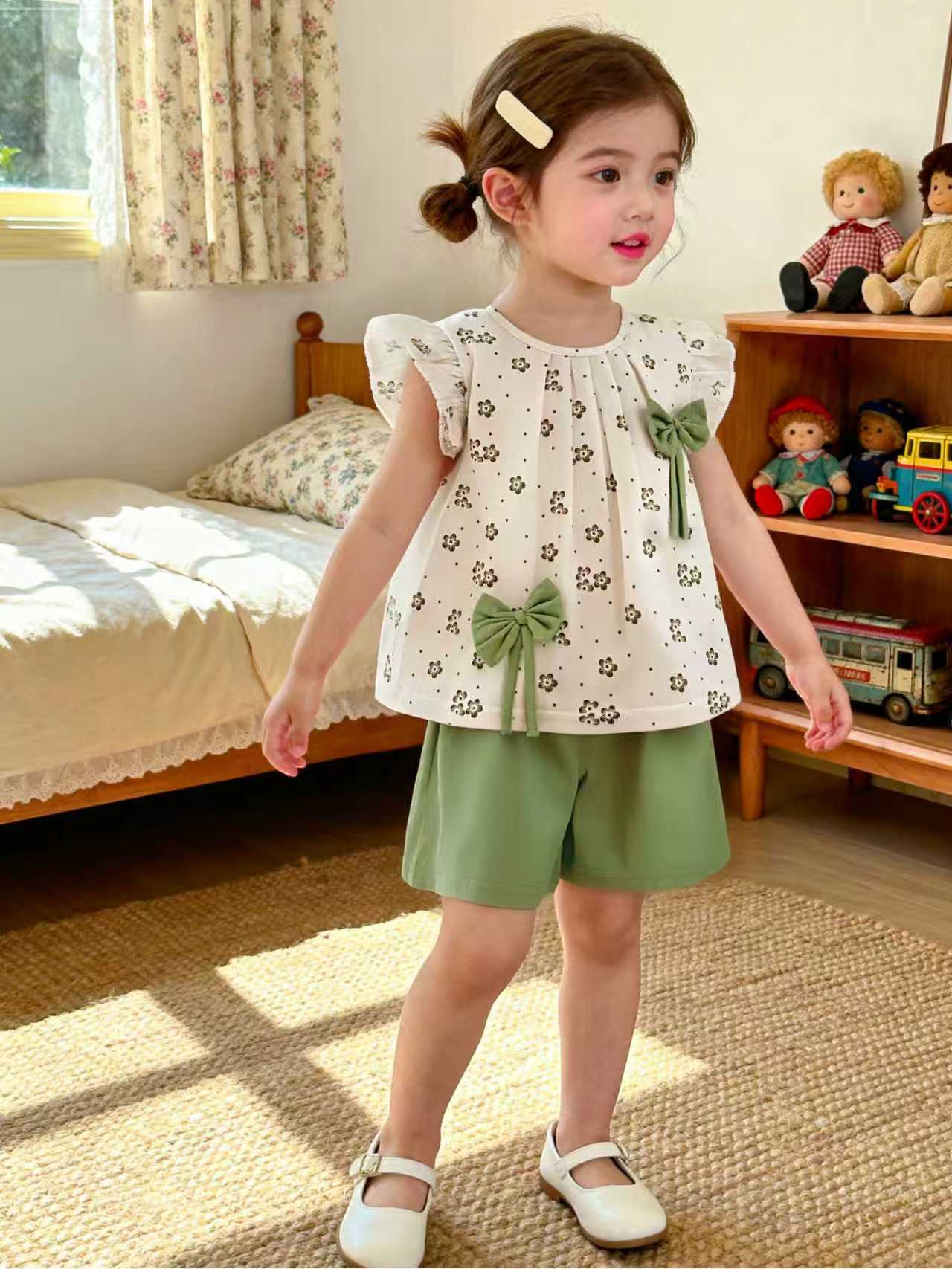 Two piece set of summer casual short sleeved clothes